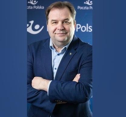 Symboliczne przedstawienie sukcesów Sebastiana Mikosza w restrukturyzacji LOT-u, z elementami lotniczymi i graficznymi symbolizującymi wzrost i stabilizację.